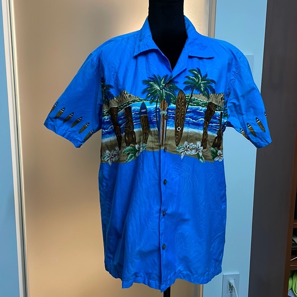 Hawaiian 🌺 man’s shirt. Paradise style - Picture 1 of 5